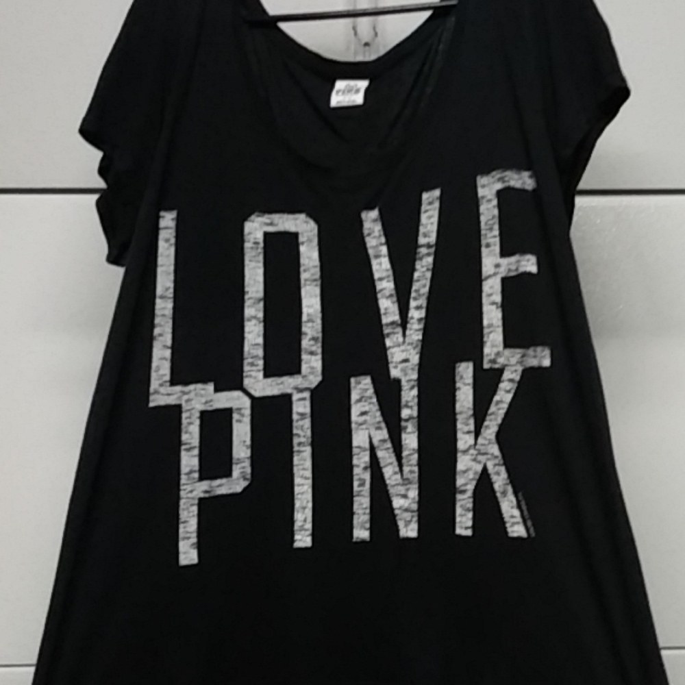 VS Pink shirt size large